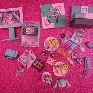 Rement Hatsune Miku Miniatures Perfect for LPS or small dolls